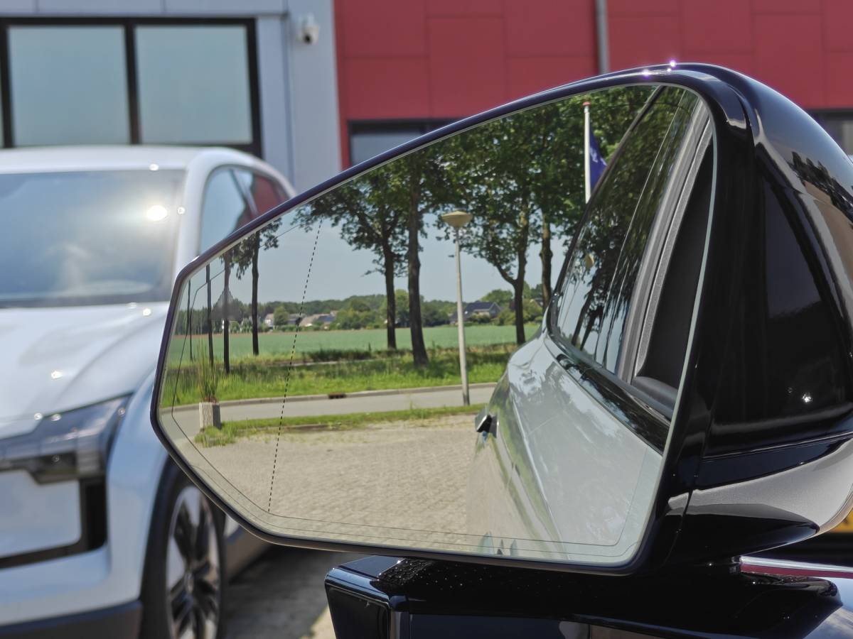 Volvo EX90 Volvo EX90 Twin Motor Performance 517PK Ultra 7p. 111 kWh | Trekhaak | Luchtvering | Climate | 22” | Bose |