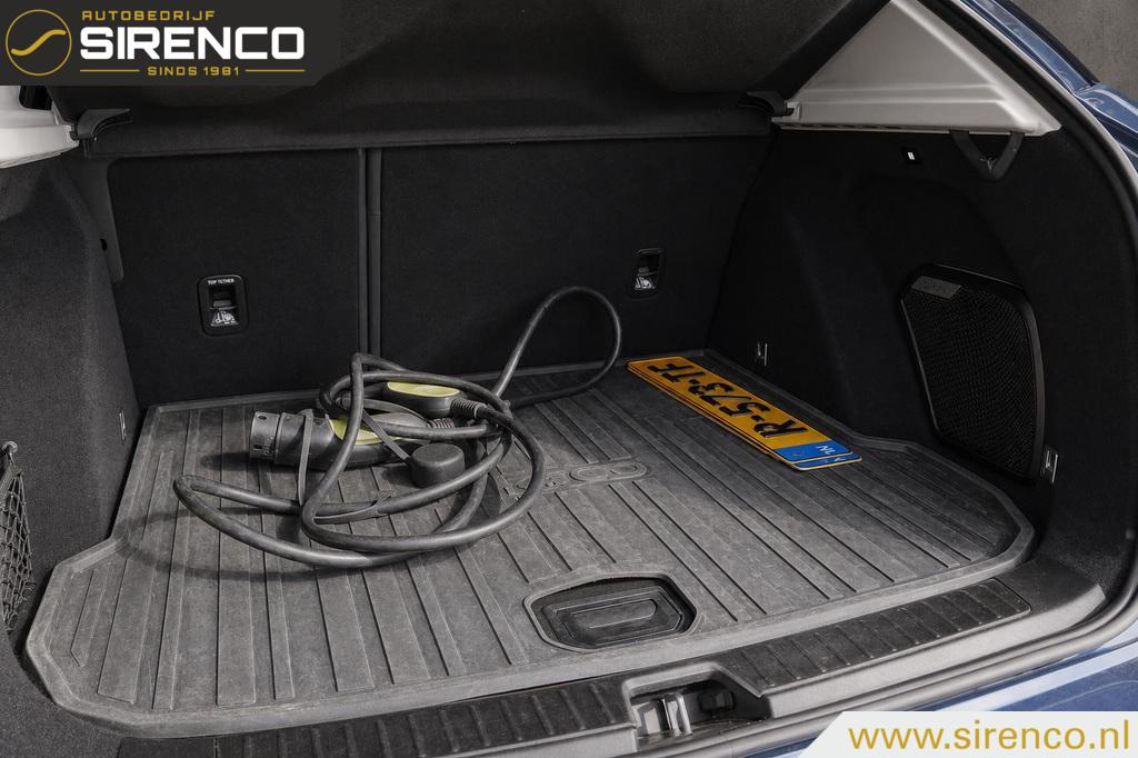 Lynk & Co 01 Lynk & Co 01 1.5 | zwarte dakhemel | 360 camera met 3d view | panodak | stoelverwarming |Android auto & Apple carplay |dab | adaptive cruise control | sfeerverlichting |