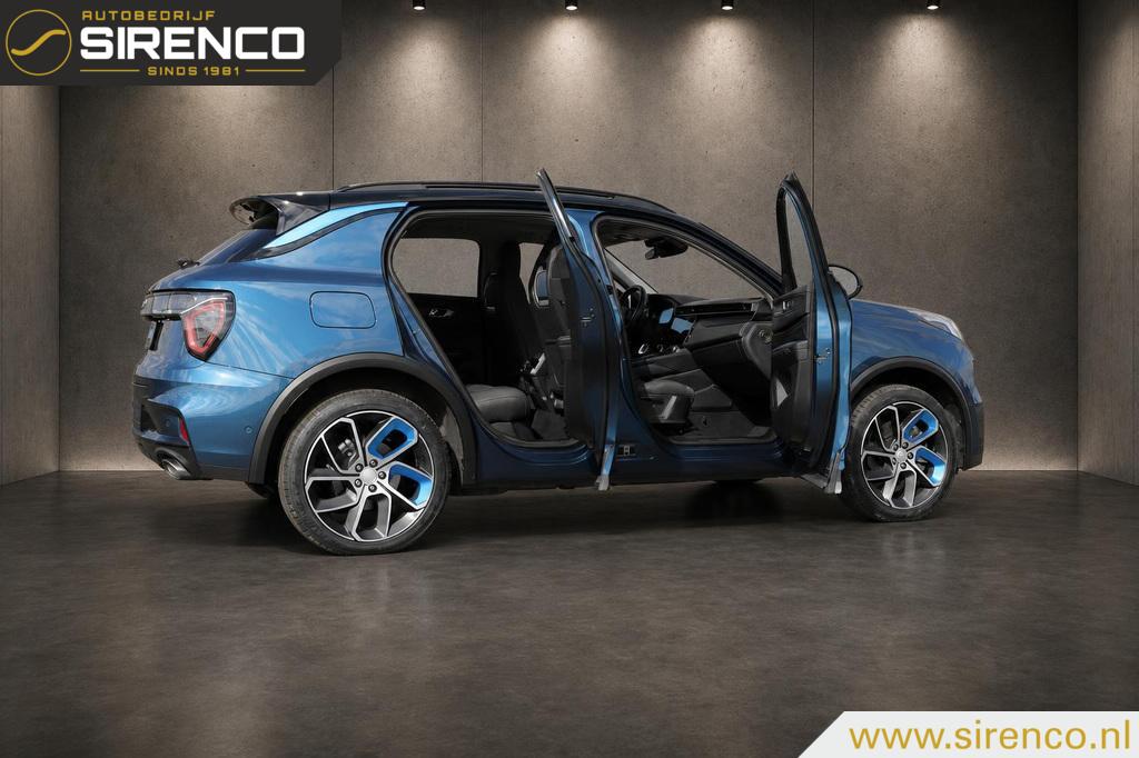 Lynk & Co 01 Lynk & Co 01 1.5 | zwarte dakhemel | 360 camera met 3d view | panodak | stoelverwarming |Android auto & Apple carplay |dab | adaptive cruise control | sfeerverlichting |