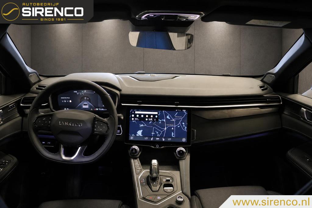 Lynk & Co 01 Lynk & Co 01 1.5 | zwarte dakhemel | 360 camera met 3d view | panodak | stoelverwarming |Android auto & Apple carplay |dab | adaptive cruise control | sfeerverlichting |