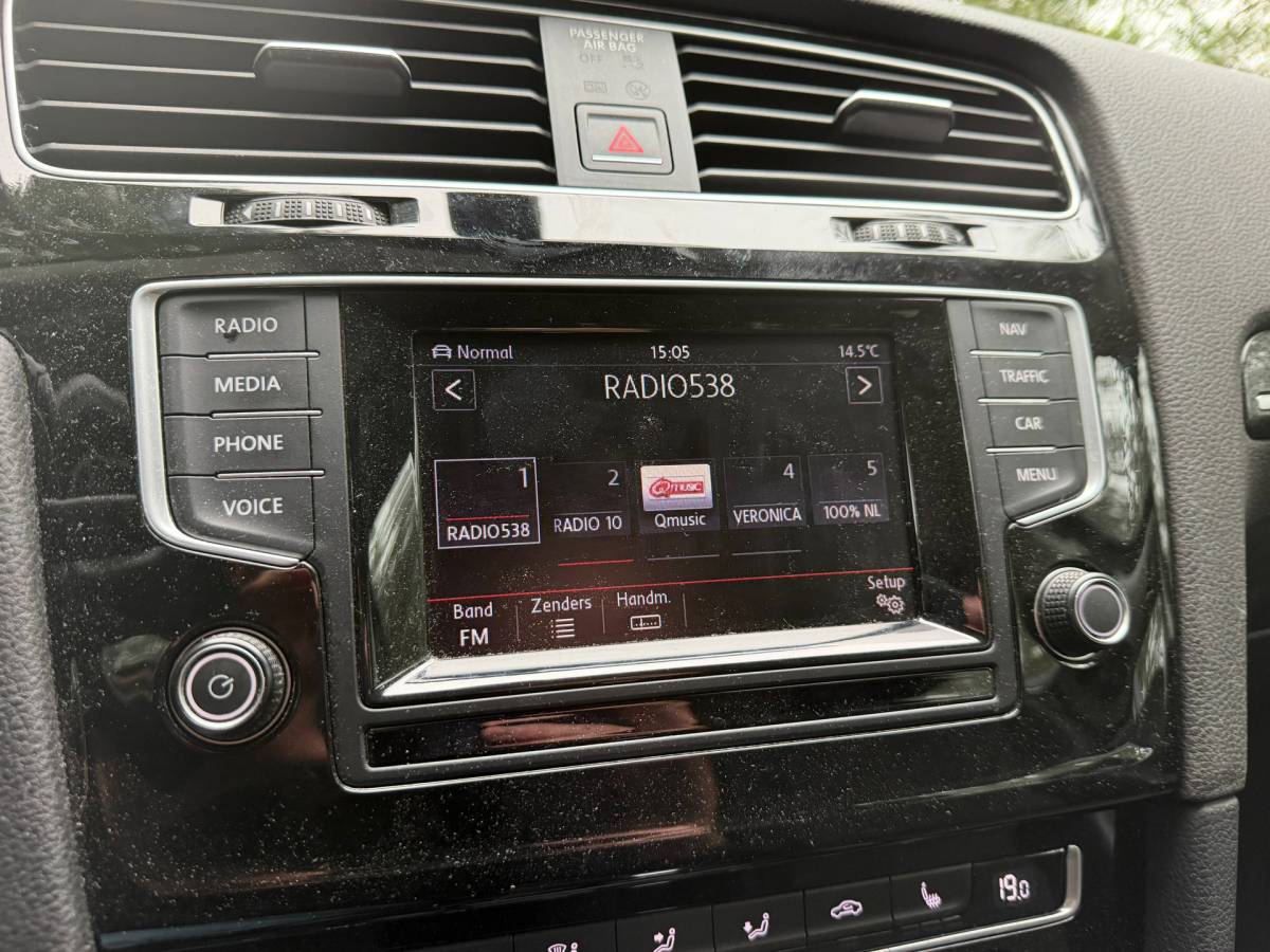 Volkswagen Golf Volkswagen Golf Variant 1.4 TSI Highline | Cruise control + Navi Nu € 5.500,- !!!