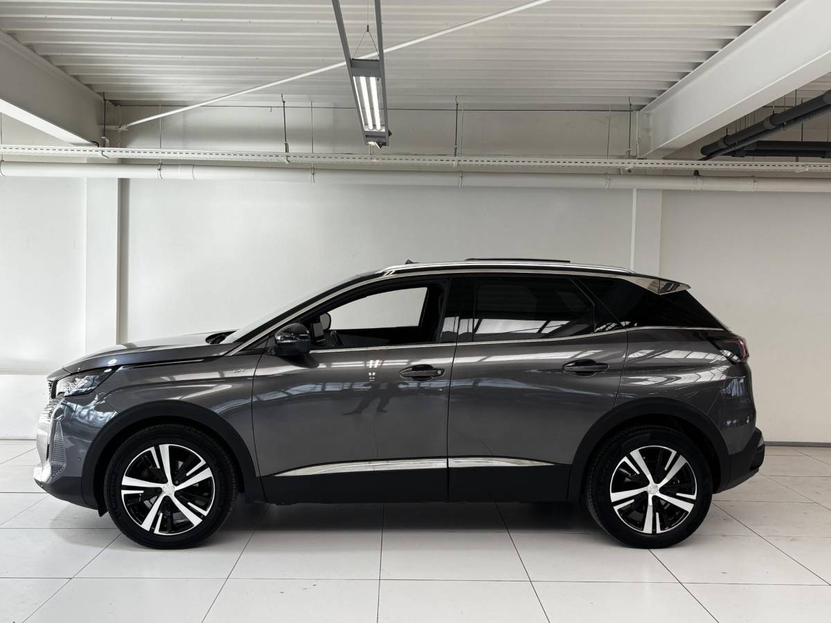 Peugeot 3008 Peugeot 3008 1.2 PureTech GT | Panoramadak | Navigatie | Trekhaak | Achteruitrijcamera |