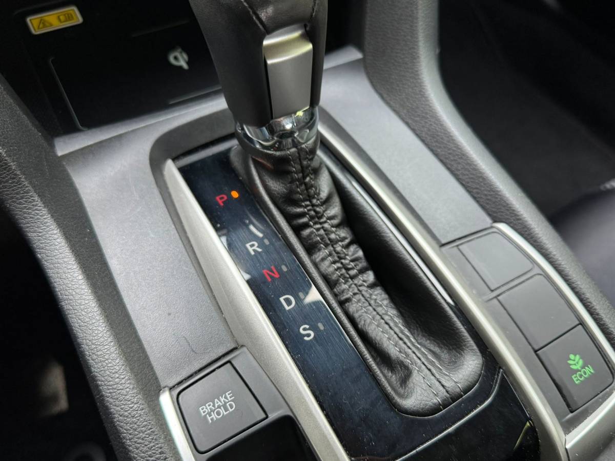 Honda Civic Honda Civic 1.5 i-VTEC Turbo Elegance|Stoelverw|Automaat|Navi|Camera