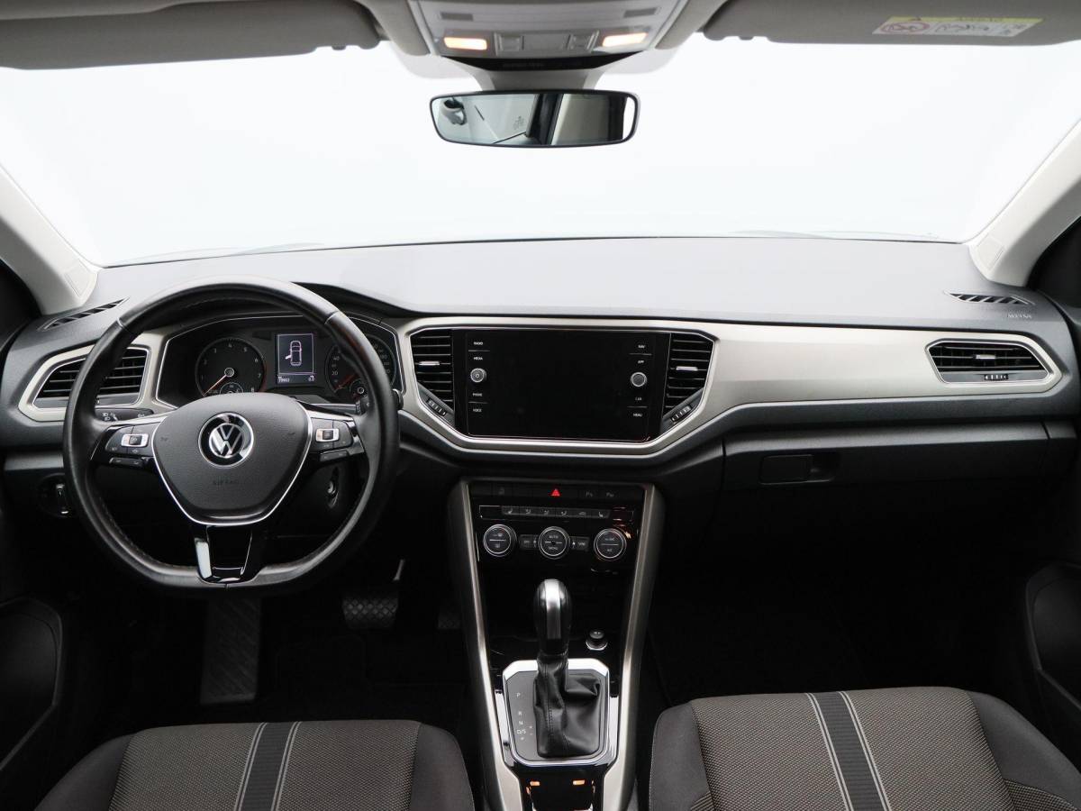 Volkswagen T-Roc Volkswagen T-Roc 1.5 TSi 150 Pk Automaat Style Business | Adaptive Cruise Control | Elektrische Achterklep | Navigatie | Trekhaak | Stoelverwarming | 17 Inch