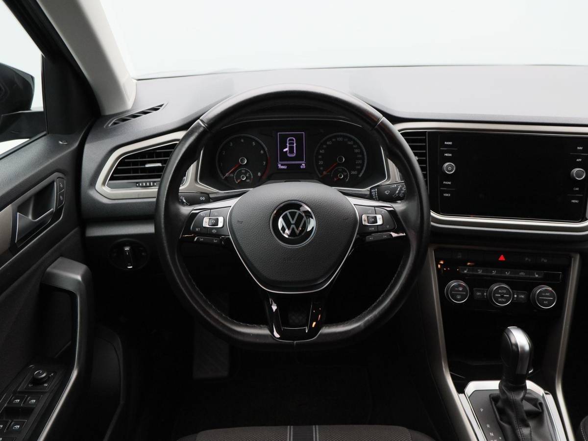 Volkswagen T-Roc Volkswagen T-Roc 1.5 TSi 150 Pk Automaat Style Business | Adaptive Cruise Control | Elektrische Achterklep | Navigatie | Trekhaak | Stoelverwarming | 17 Inch