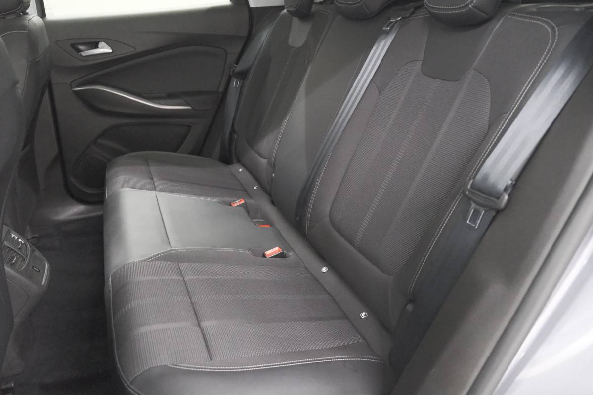 Opel Grandland Opel Grandland 1.6 Turbo 225 Plug-In Hybrid GS | Adaptieve Cruise Control | Camera | Dodehoekdetectie