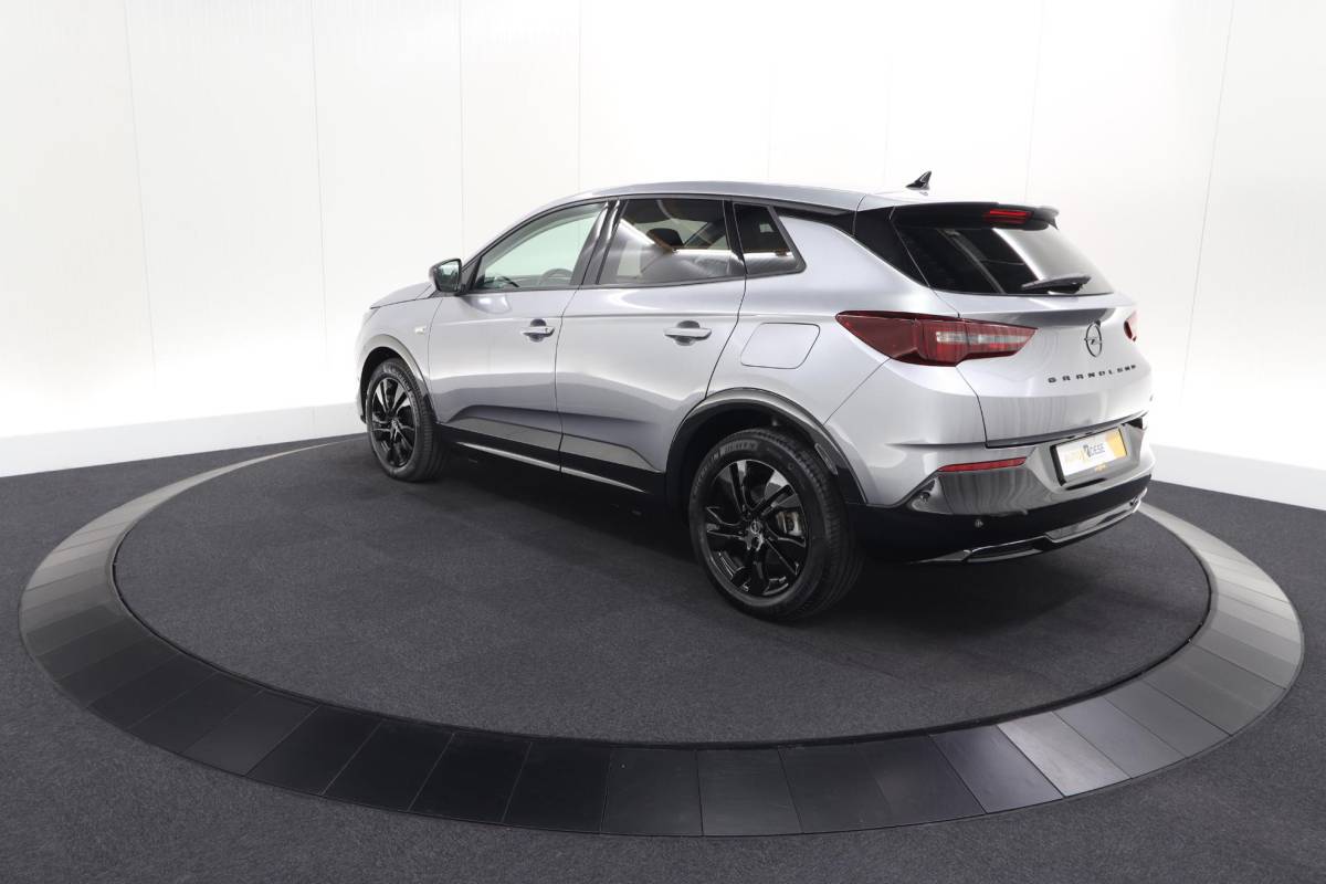 Opel Grandland Opel Grandland 1.6 Turbo 225 Plug-In Hybrid GS | Adaptieve Cruise Control | Camera | Dodehoekdetectie