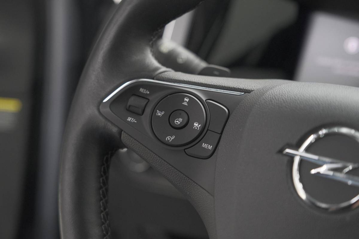 Opel Grandland Opel Grandland 1.6 Turbo 225 Plug-In Hybrid GS | Adaptieve Cruise Control | Camera | Dodehoekdetectie
