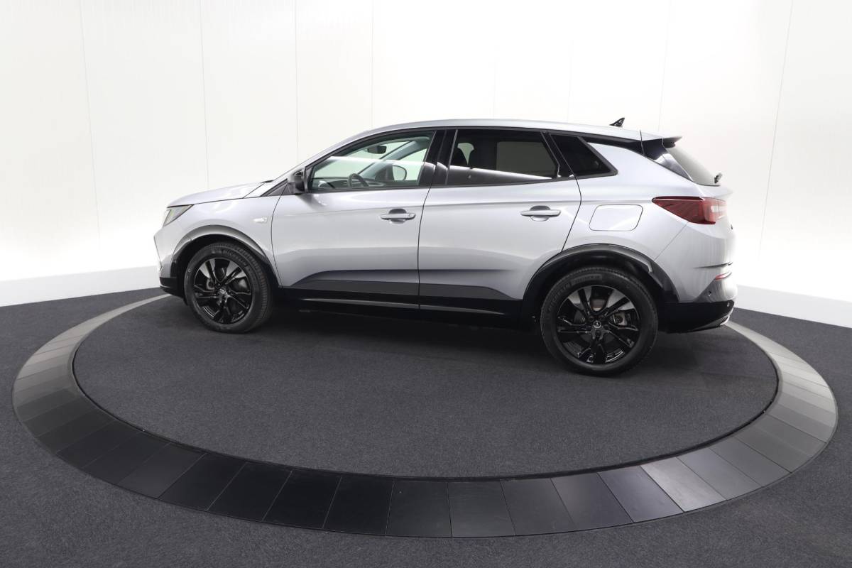 Opel Grandland Opel Grandland 1.6 Turbo 225 Plug-In Hybrid GS | Adaptieve Cruise Control | Camera | Dodehoekdetectie