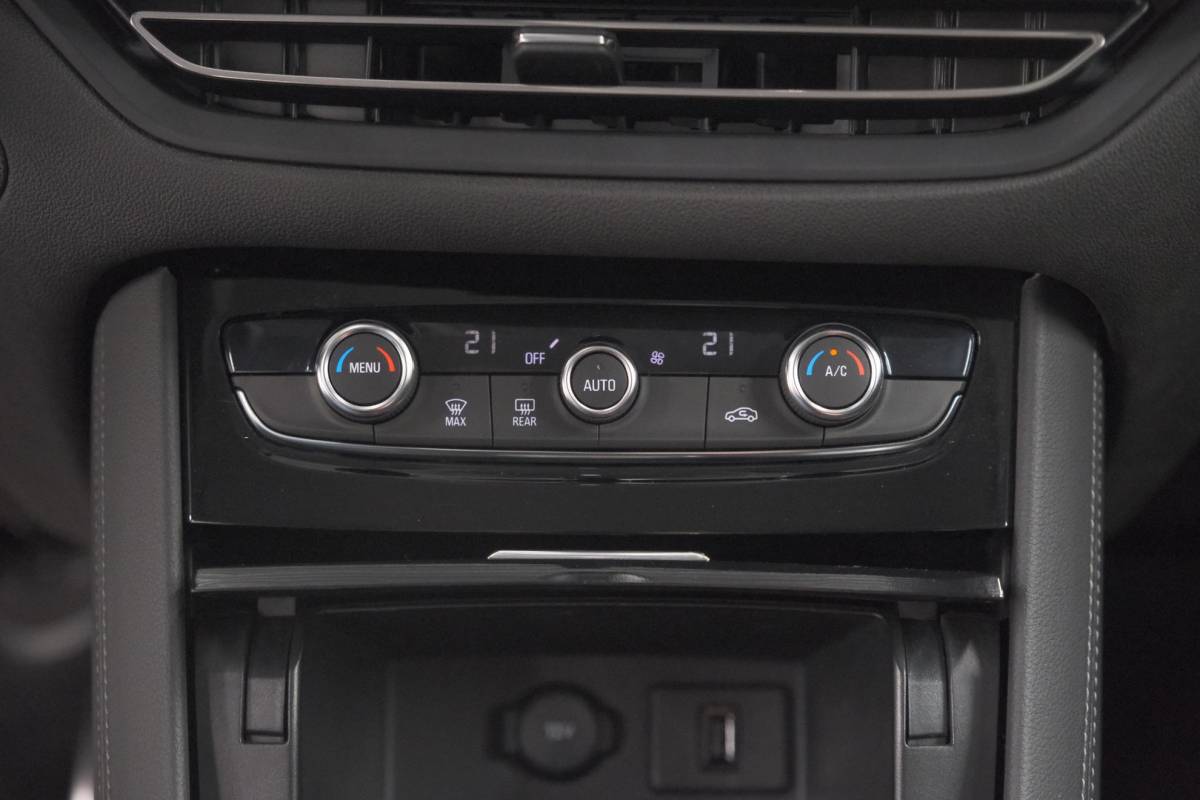Opel Grandland Opel Grandland 1.6 Turbo 225 Plug-In Hybrid GS | Adaptieve Cruise Control | Camera | Dodehoekdetectie