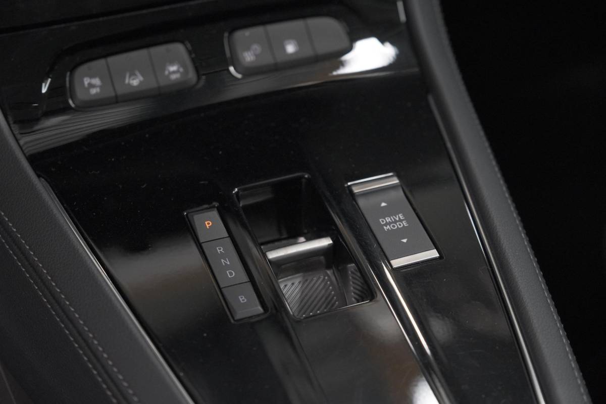 Opel Grandland Opel Grandland 1.6 Turbo 225 Plug-In Hybrid GS | Adaptieve Cruise Control | Camera | Dodehoekdetectie