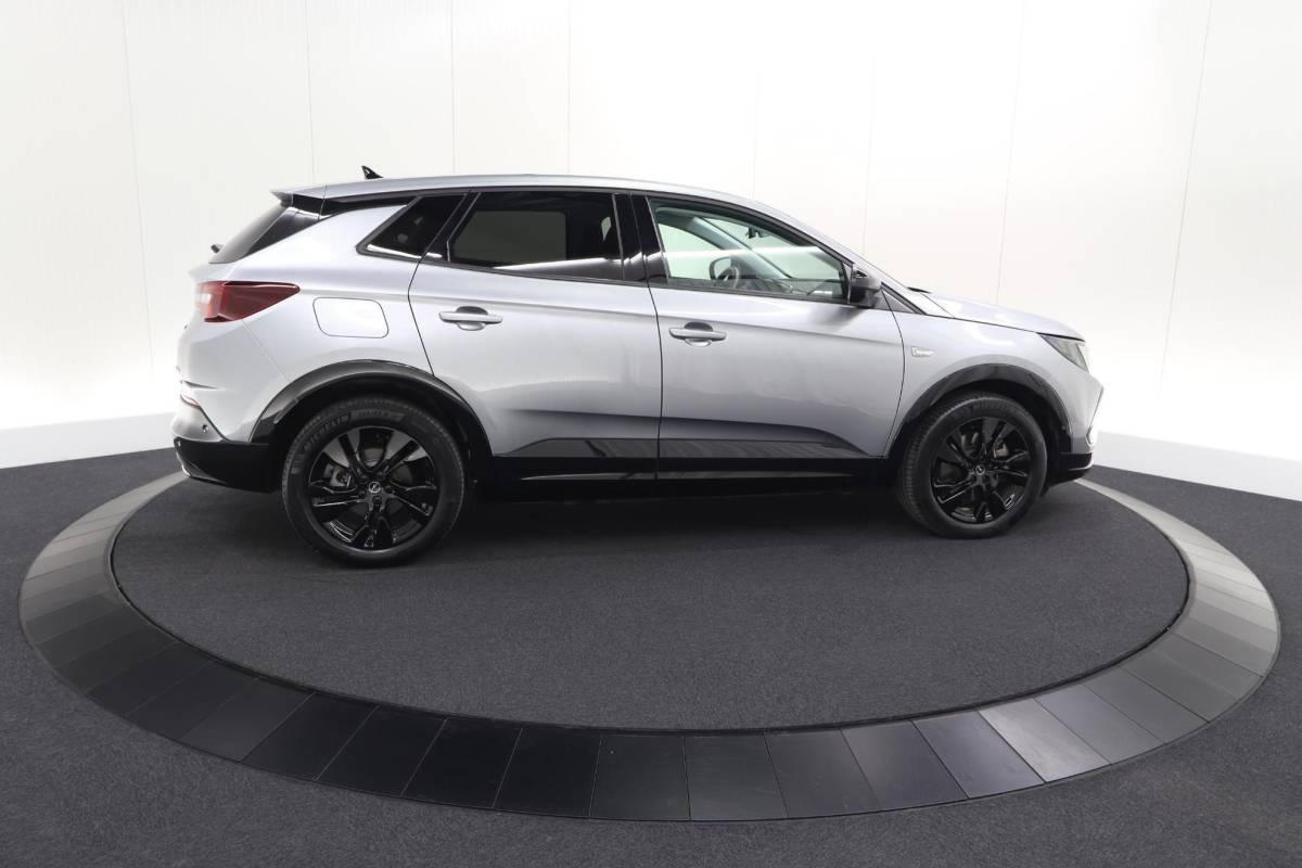 Opel Grandland Opel Grandland 1.6 Turbo 225 Plug-In Hybrid GS | Adaptieve Cruise Control | Camera | Dodehoekdetectie
