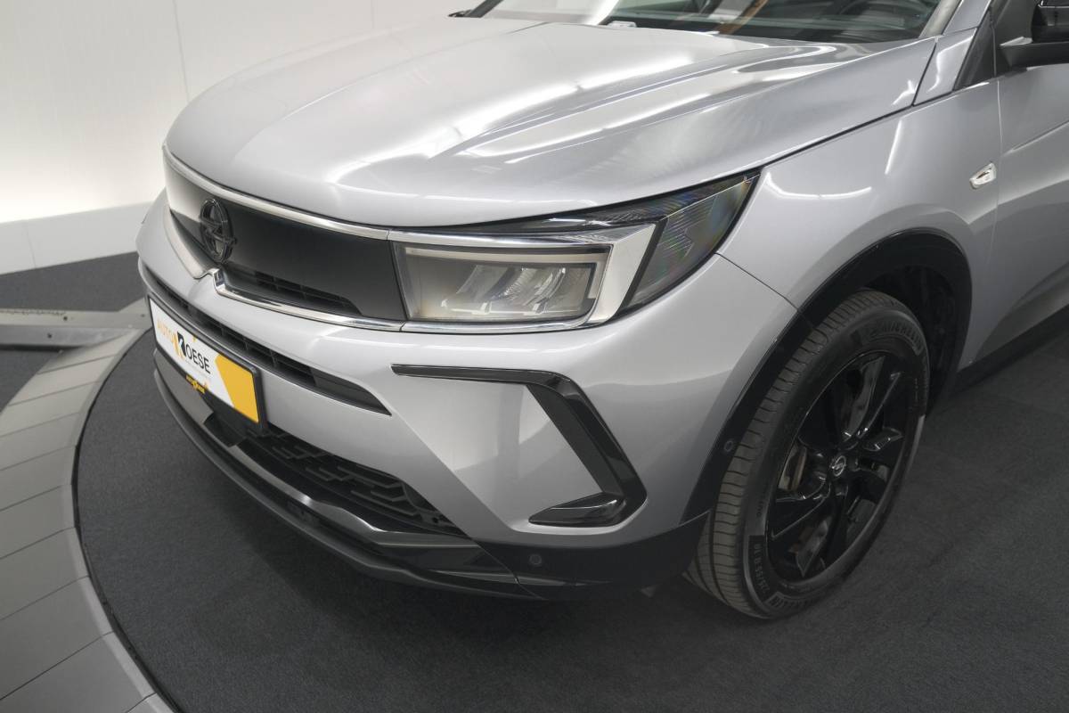Opel Grandland Opel Grandland 1.6 Turbo 225 Plug-In Hybrid GS | Adaptieve Cruise Control | Camera | Dodehoekdetectie