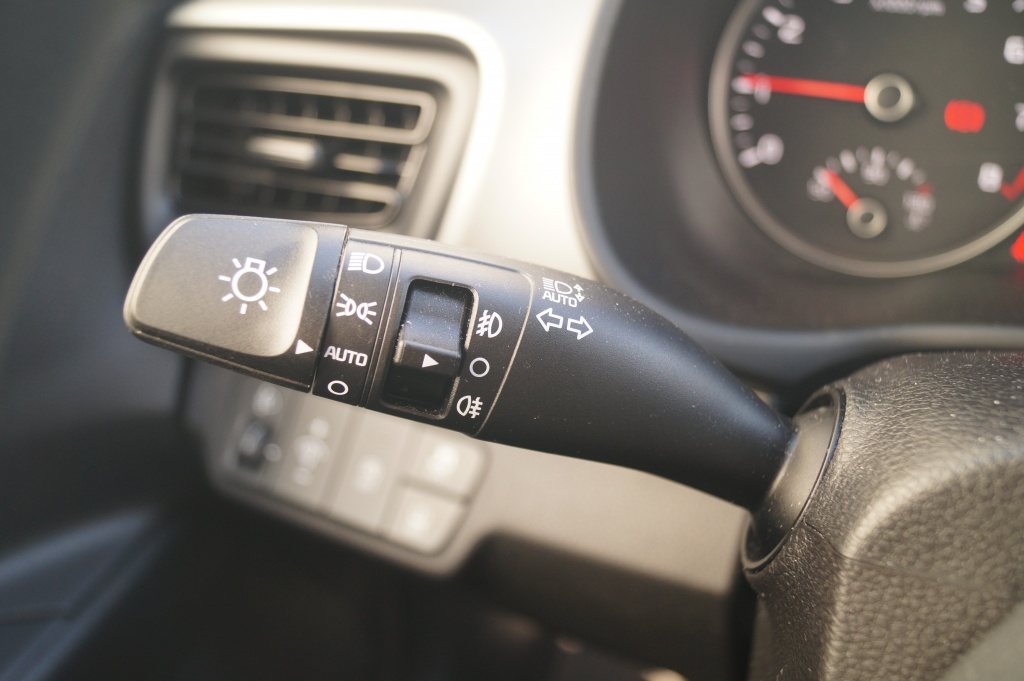 Kia Stonic Kia Stonic 1.0 T-GDi MHEV ComfortLine -AIRCO-CARPLAY-