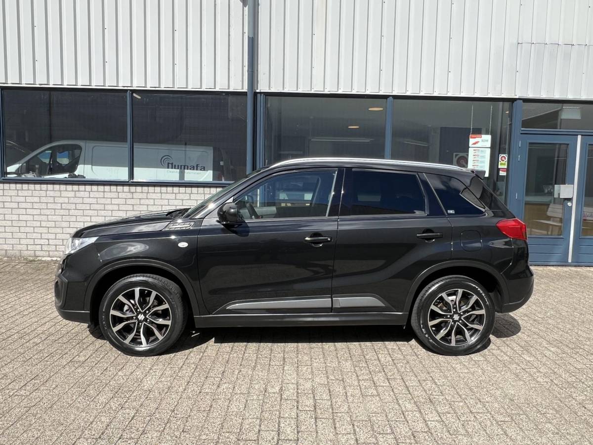 Suzuki Vitara Suzuki Vitara 1.6 Rhino Tekhaak / navigatie