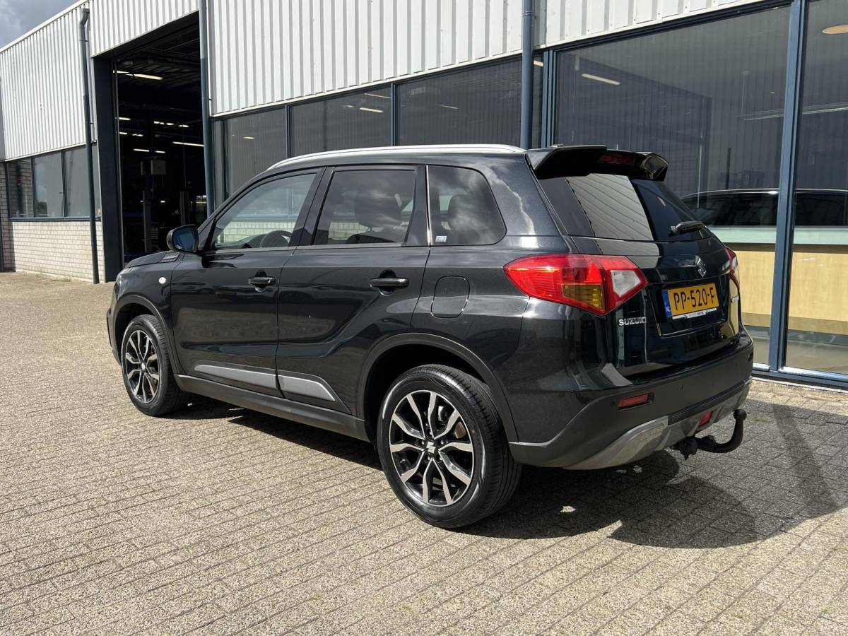 Suzuki Vitara Suzuki Vitara 1.6 Rhino Tekhaak / navigatie