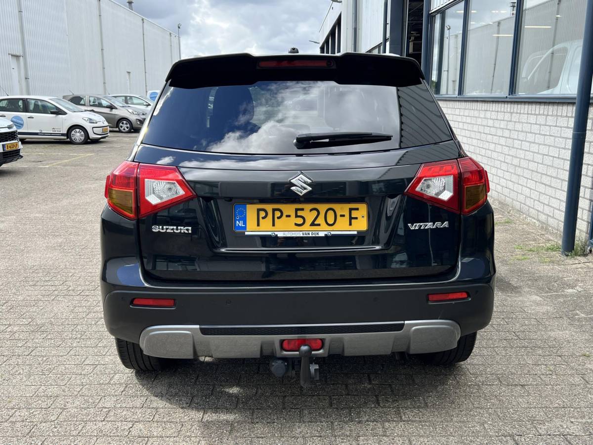 Suzuki Vitara Suzuki Vitara 1.6 Rhino Tekhaak / navigatie