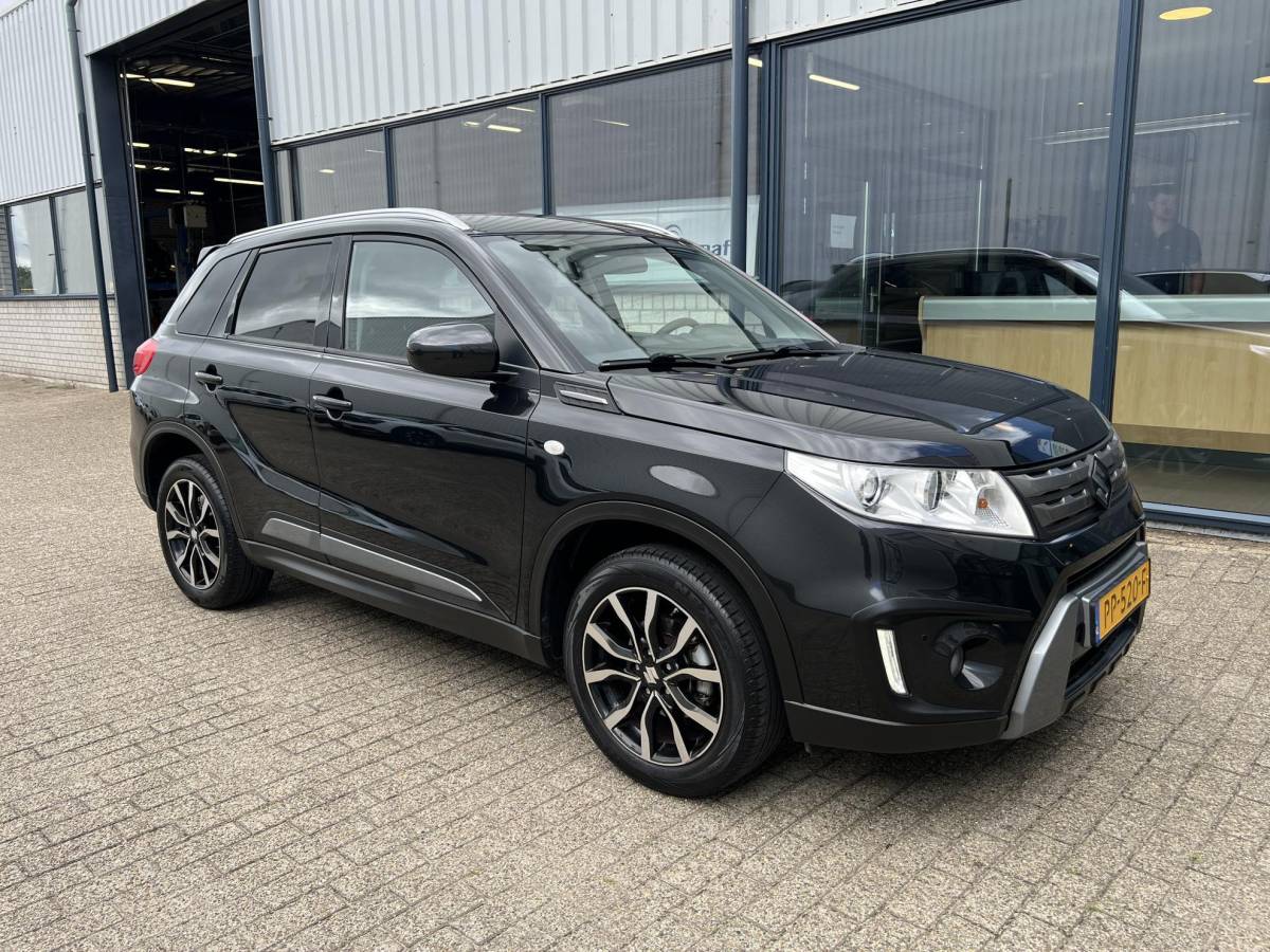 Suzuki Vitara Suzuki Vitara 1.6 Rhino Tekhaak / navigatie