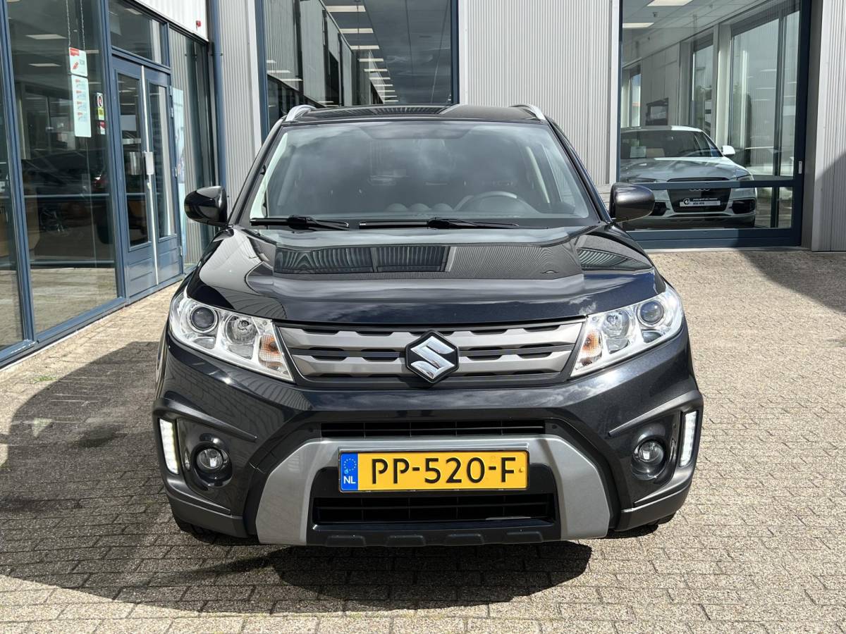 Suzuki Vitara Suzuki Vitara 1.6 Rhino Tekhaak / navigatie