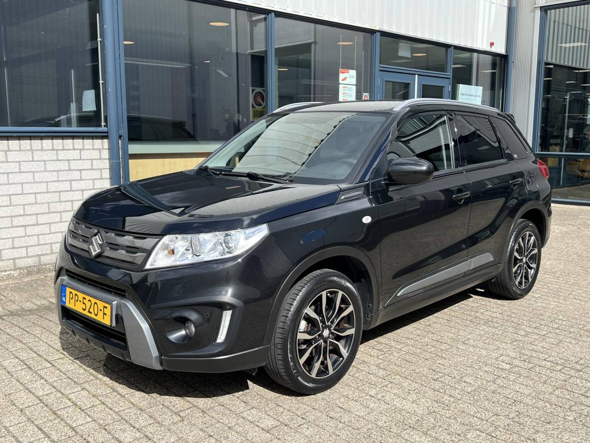 Suzuki Vitara Suzuki Vitara 1.6 Rhino Tekhaak / navigatie