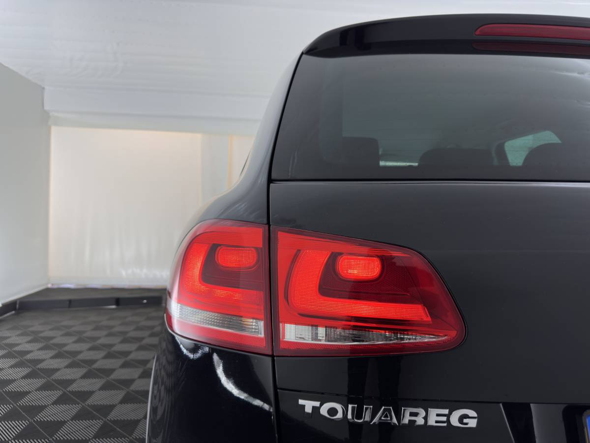 Volkswagen Touareg Volkswagen Touareg 3.0 TDI Highline Aut. *LEATHER | XENON | HEATED-COMFORTSEATS | NAVI-FULLMAP | PRIVACY-GLASS | SHIFT-PADDLES | ECC | PDC | CRUISE | TOWBAR | 20”ALU*