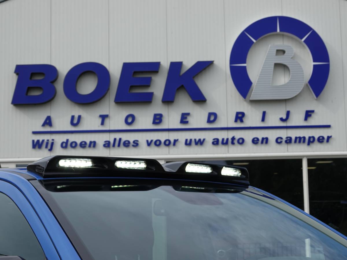 Volkswagen Amarok Volkswagen Amarok 3.0 TDI V6 4Motion Aventura BOMVOL | LEER | ELEK. ROLL TOP | PPF