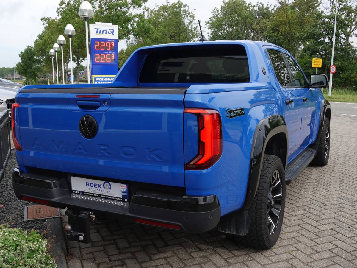 Volkswagen Amarok Volkswagen Amarok 3.0 TDI V6 4Motion Aventura BOMVOL | LEER | ELEK. ROLL TOP | PPF