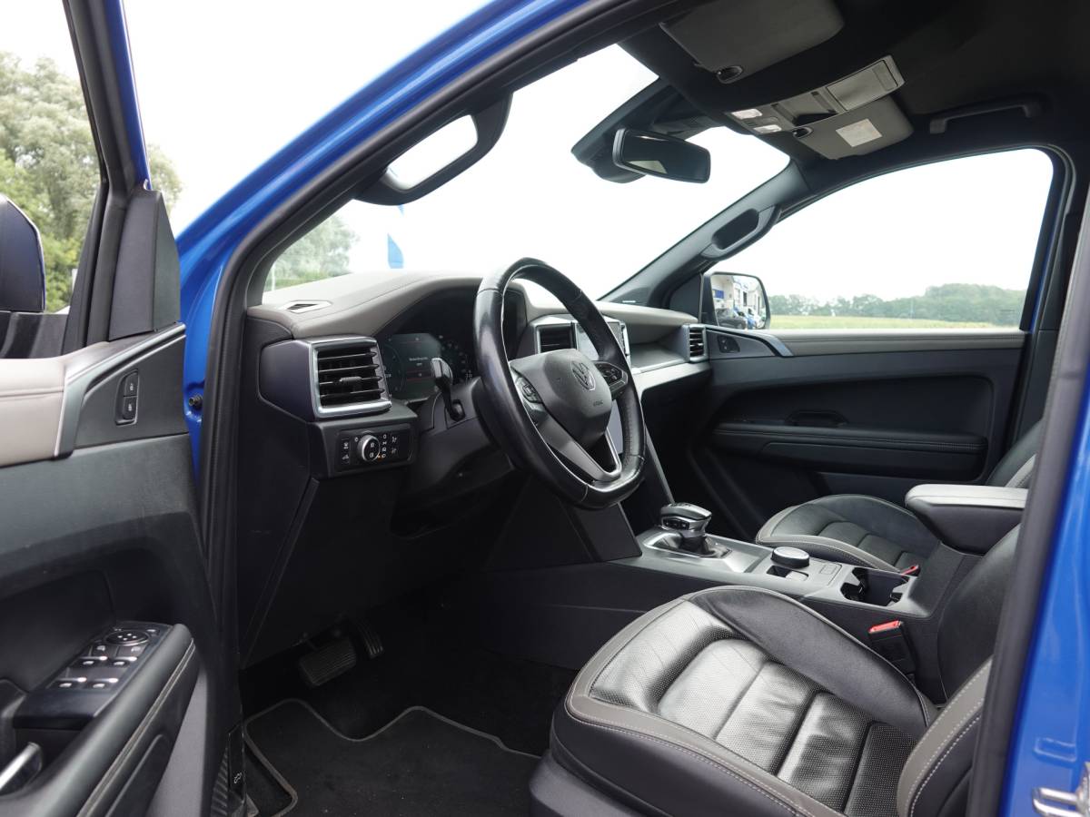 Volkswagen Amarok Volkswagen Amarok 3.0 TDI V6 4Motion Aventura BOMVOL | LEER | ELEK. ROLL TOP | PPF