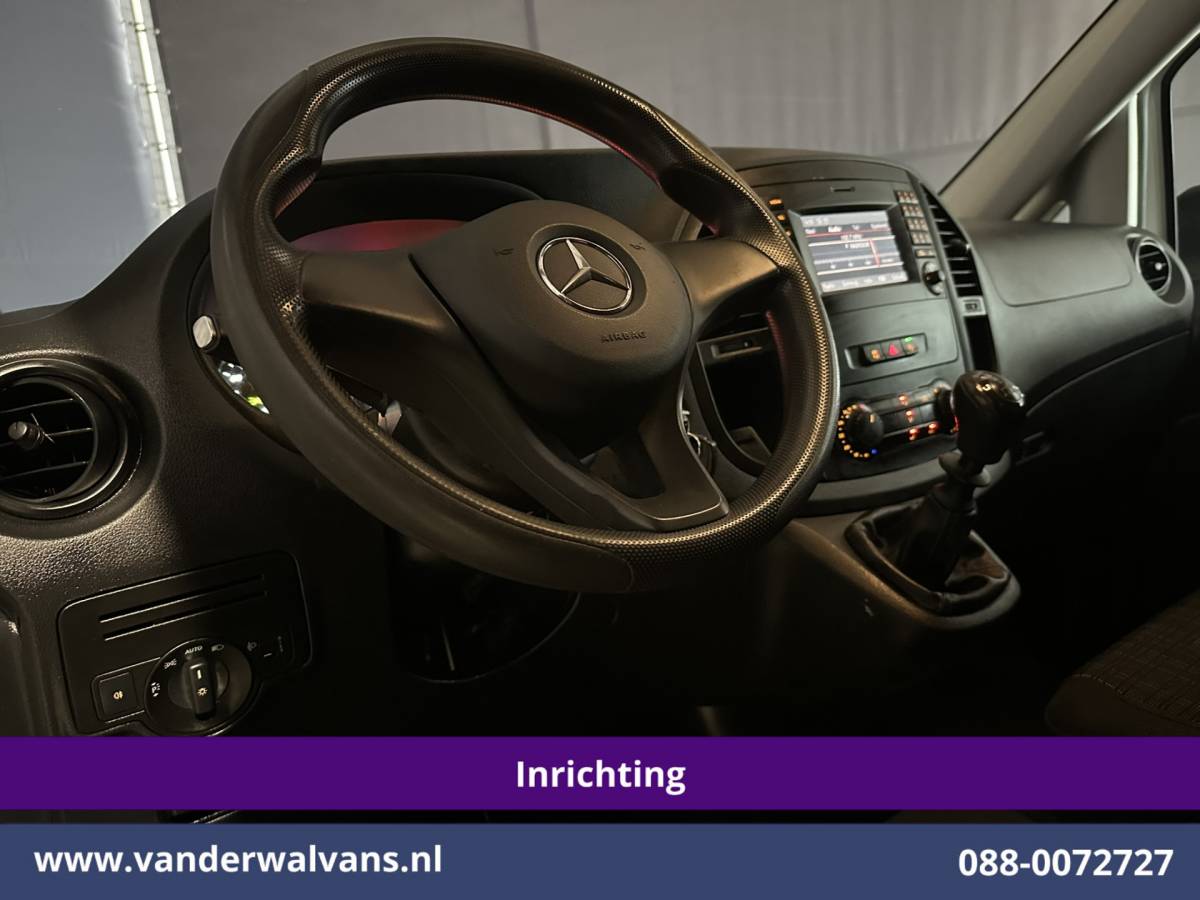 Mercedes-Benz Vito Mercedes-Benz Vito 114 CDI 136pk L3H1 Inrichting Euro6 Airco | Navigatie | Camera | Imperiaal | Trekhaak Sidebars, Bijrijdersbank