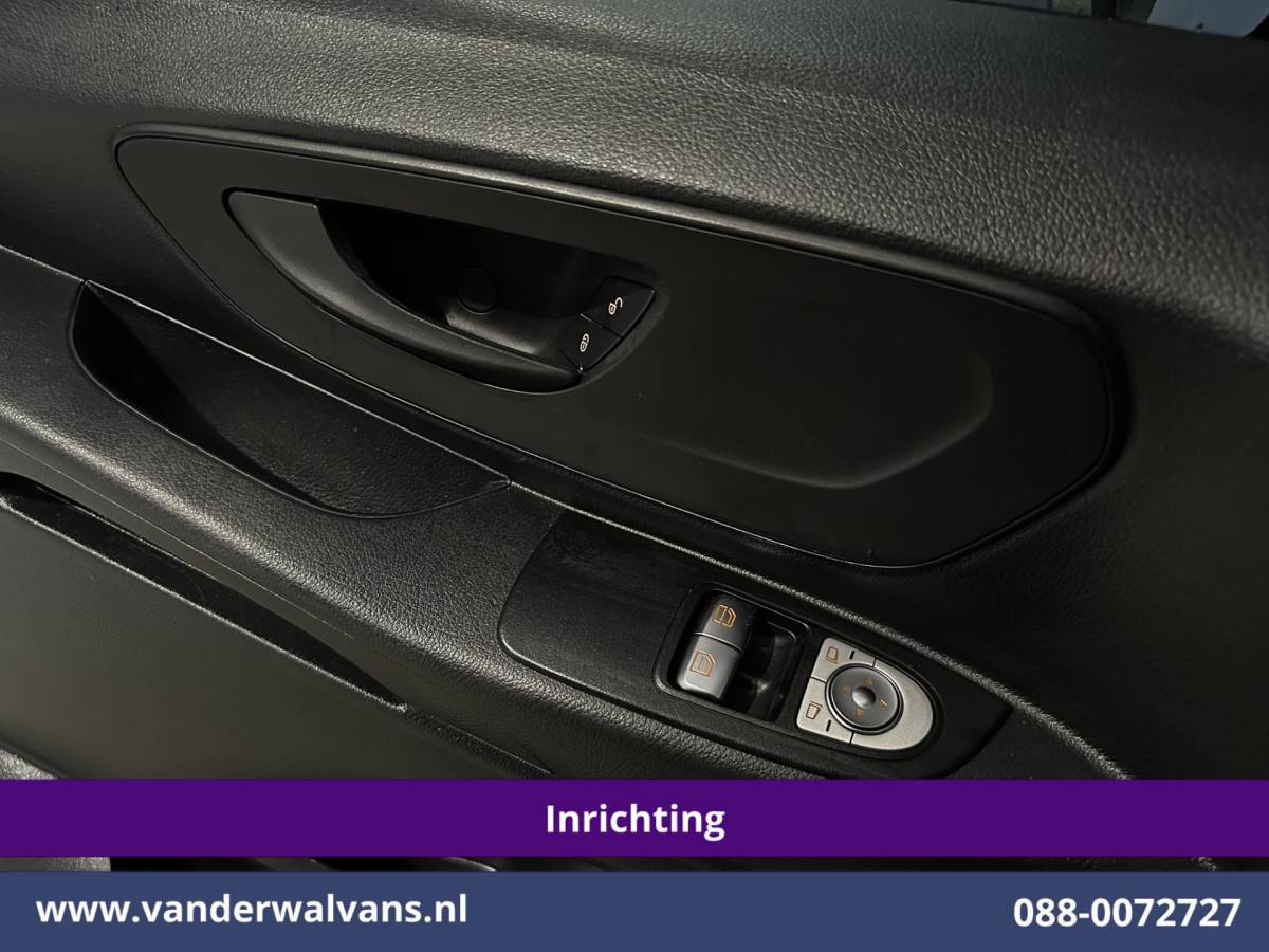 Mercedes-Benz Vito Mercedes-Benz Vito 114 CDI 136pk L3H1 Inrichting Euro6 Airco | Navigatie | Camera | Imperiaal | Trekhaak Sidebars, Bijrijdersbank