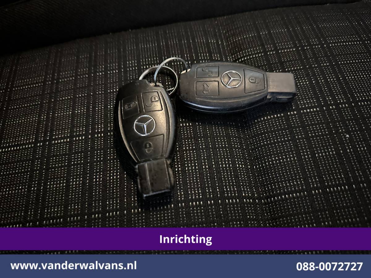 Mercedes-Benz Vito Mercedes-Benz Vito 114 CDI 136pk L3H1 Inrichting Euro6 Airco | Navigatie | Camera | Imperiaal | Trekhaak Sidebars, Bijrijdersbank