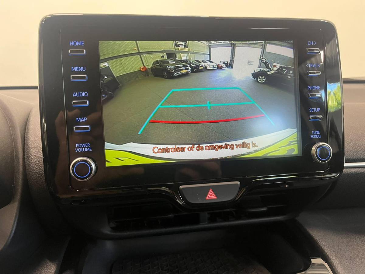 Toyota Yaris Cross Toyota Yaris Cross 1.5 Hybrid Business Navigatie Apple Carplay Android Auto Camera Parkeerhulp Adaptive Cruise Control Climate Control Lichtmetalen velgen