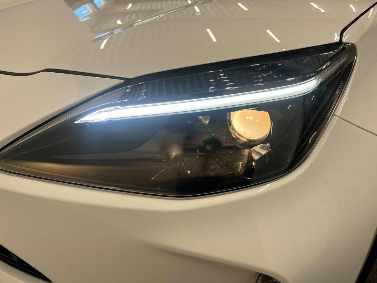 Toyota Yaris Cross Toyota Yaris Cross 1.5 Hybrid Business Navigatie Apple Carplay Android Auto Camera Parkeerhulp Adaptive Cruise Control Climate Control Lichtmetalen velgen