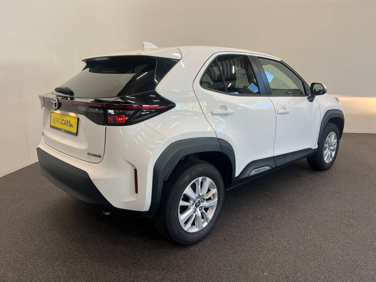 Toyota Yaris Cross Toyota Yaris Cross 1.5 Hybrid Business Navigatie Apple Carplay Android Auto Camera Parkeerhulp Adaptive Cruise Control Climate Control Lichtmetalen velgen