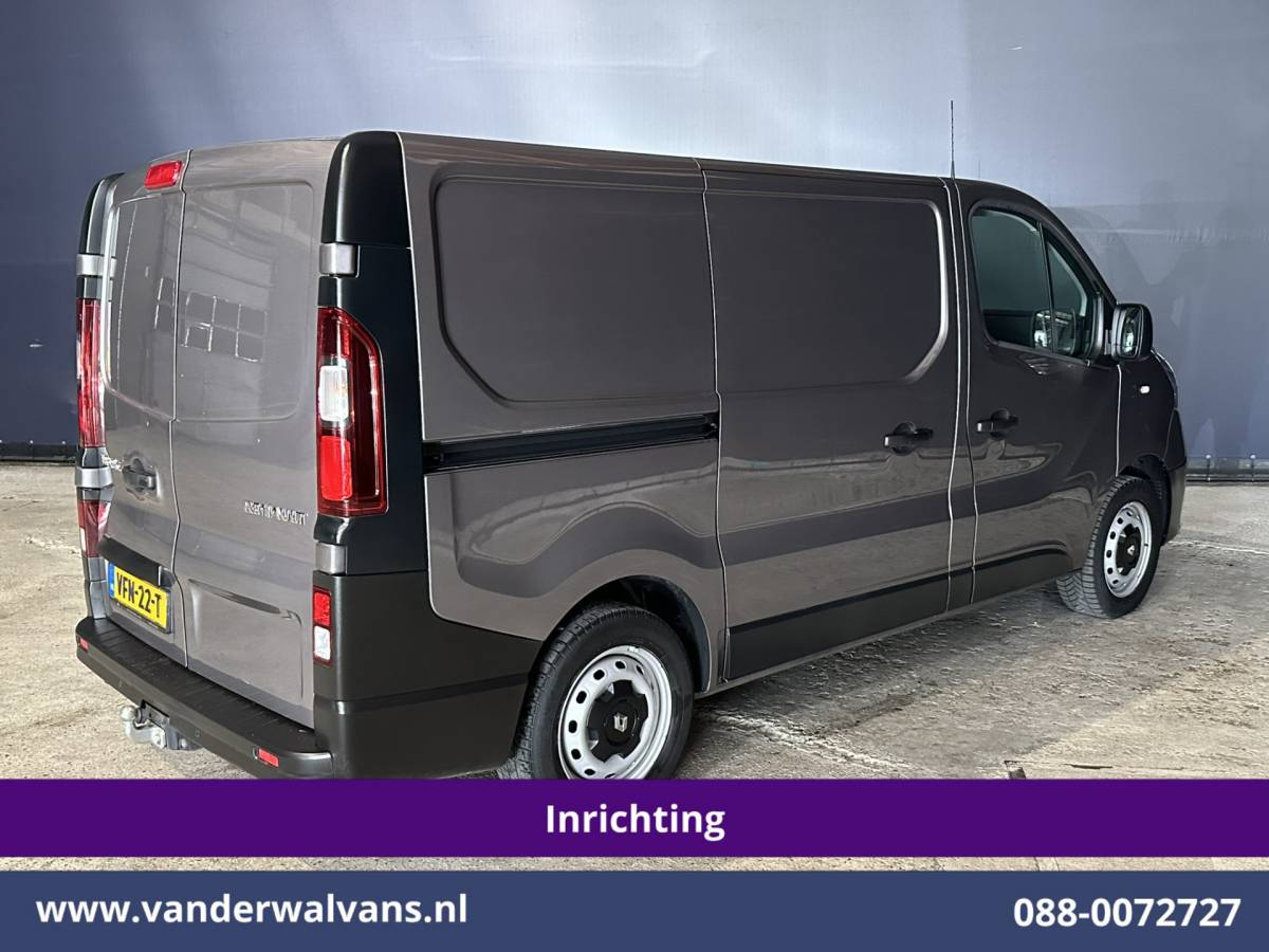 Renault Trafic Renault Trafic 1.6 dCi L1H1 Inrichting Euro6 Airco | Navigatie | LED | Cruisecontrol | Trekhaak Stoelverwarming, Parkeersensoren, Bijrijdersbank