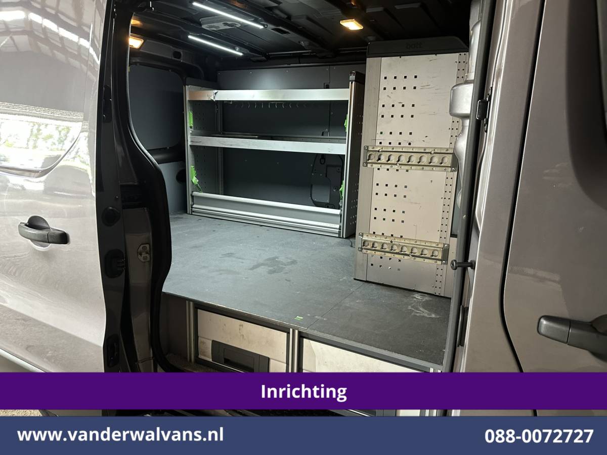 Renault Trafic Renault Trafic 1.6 dCi L1H1 Inrichting Euro6 Airco | Navigatie | LED | Cruisecontrol | Trekhaak Stoelverwarming, Parkeersensoren, Bijrijdersbank