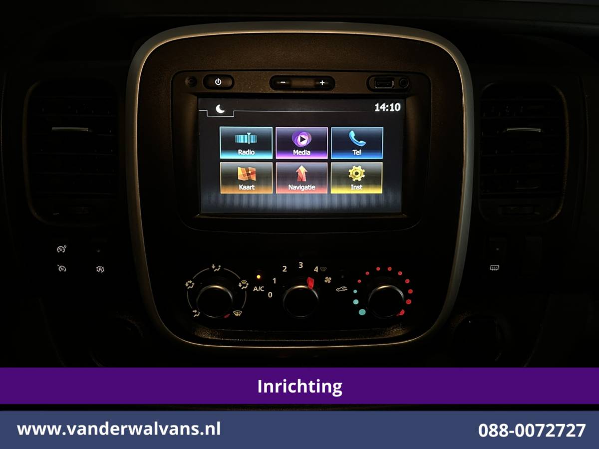 Renault Trafic Renault Trafic 1.6 dCi L1H1 Inrichting Euro6 Airco | Navigatie | LED | Cruisecontrol | Trekhaak Stoelverwarming, Parkeersensoren, Bijrijdersbank
