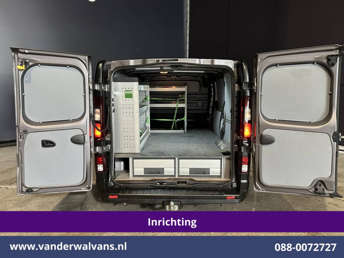 Renault Trafic Renault Trafic 1.6 dCi L1H1 Inrichting Euro6 Airco | Navigatie | LED | Cruisecontrol | Trekhaak Stoelverwarming, Parkeersensoren, Bijrijdersbank