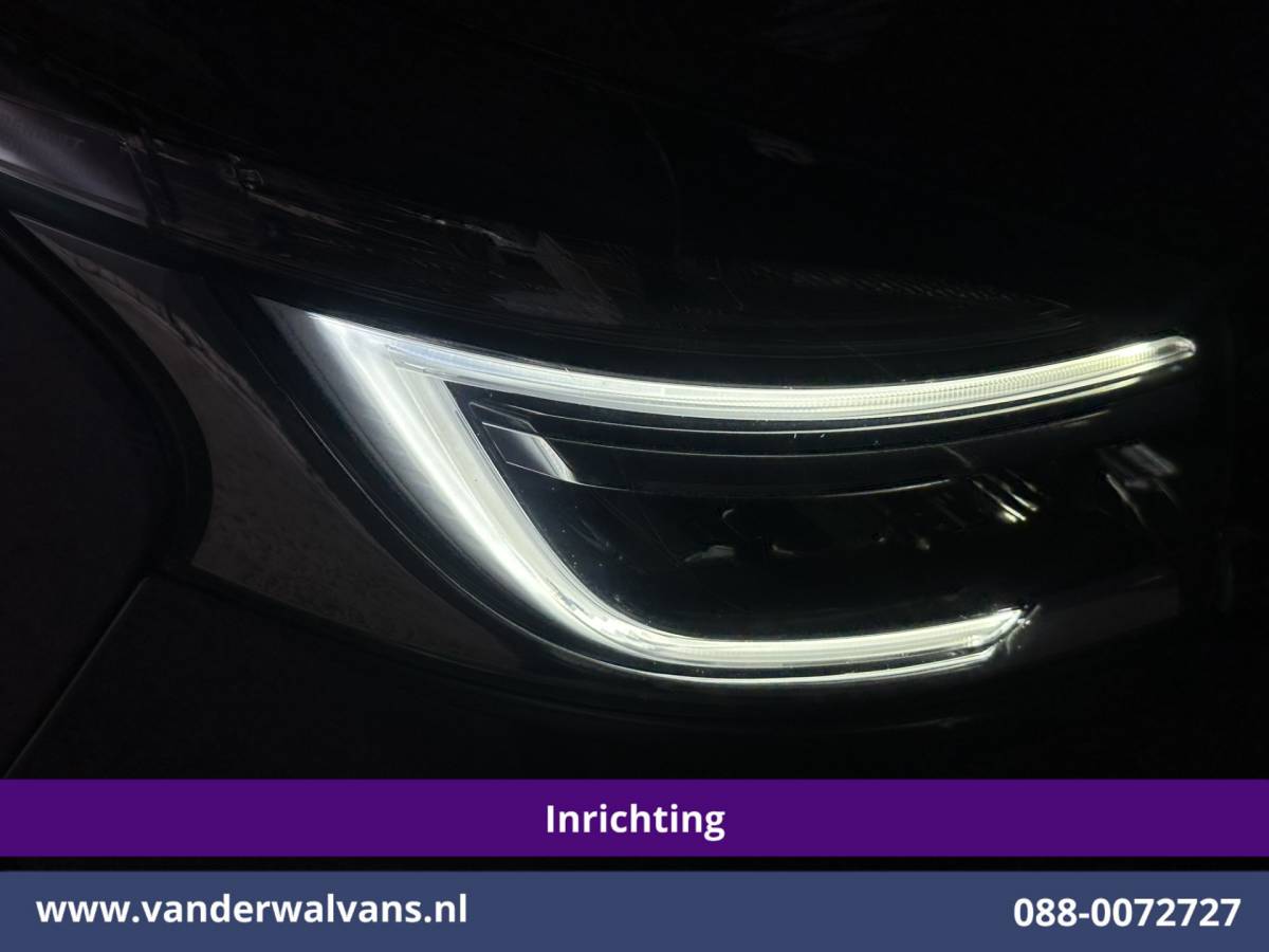 Renault Trafic Renault Trafic 1.6 dCi L1H1 Inrichting Euro6 Airco | Navigatie | LED | Cruisecontrol | Trekhaak Stoelverwarming, Parkeersensoren, Bijrijdersbank
