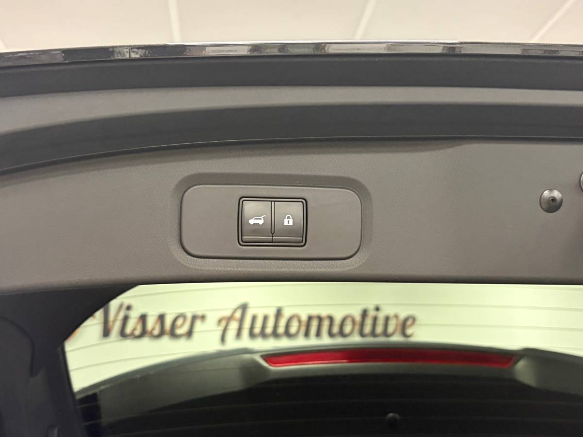 Nissan QASHQAI Nissan Qashqai 1.3 MHEV*Automaat*Tekna*Pano*Head-up*Xenon*Camera*Electr-Klep*Cruise-Control*