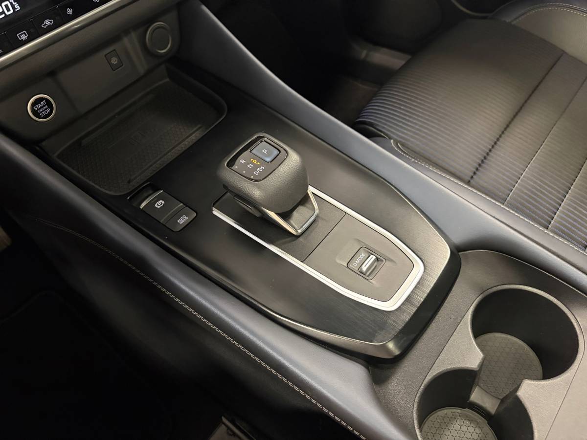 Nissan QASHQAI Nissan Qashqai 1.3 MHEV*Automaat*Tekna*Pano*Head-up*Xenon*Camera*Electr-Klep*Cruise-Control*