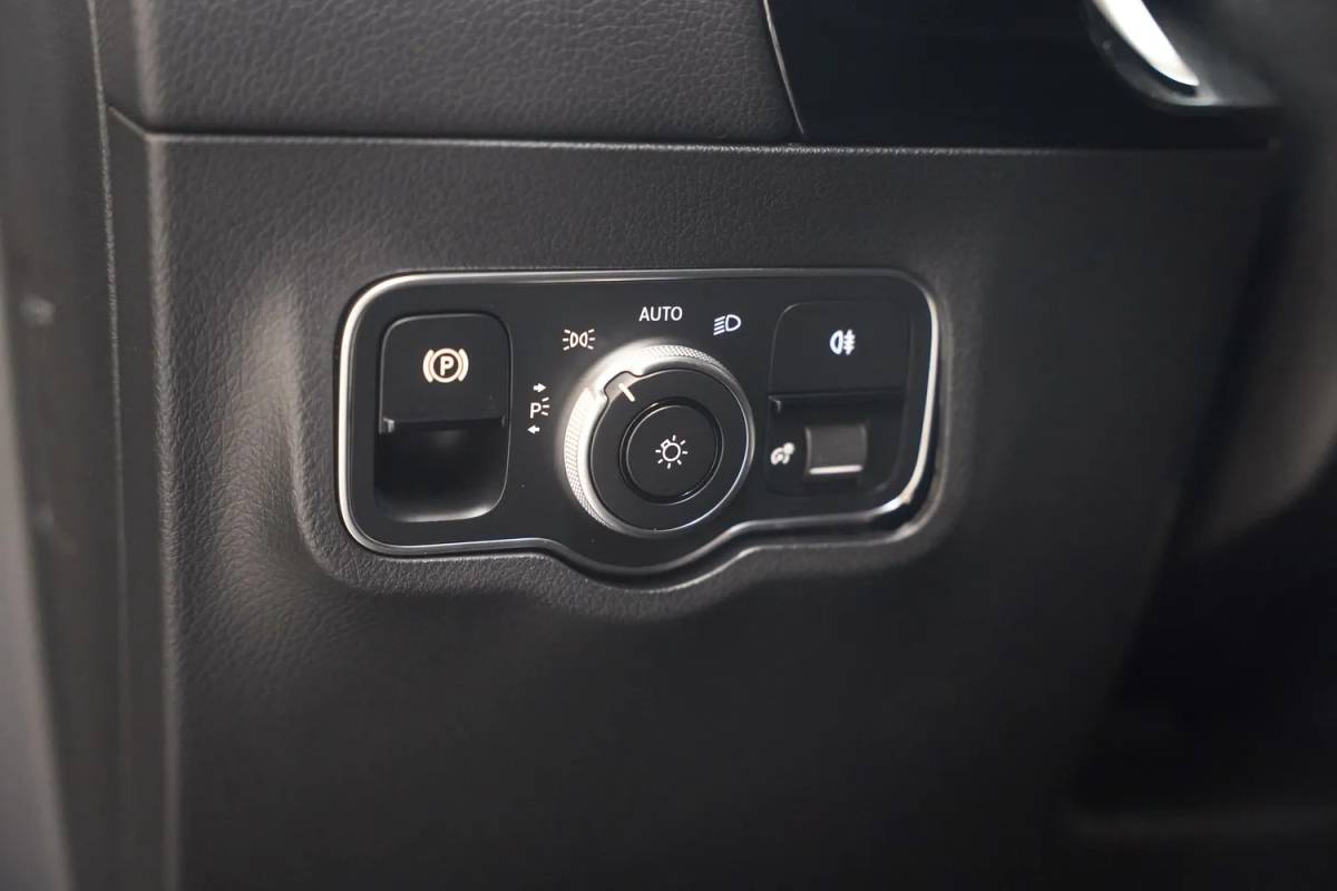 Mercedes-Benz B-Klasse Mercedes-Benz B-Klasse 220 AMG Line Night Aut. [ Panorama LED Navi Camera Sfeer Carplay ]
