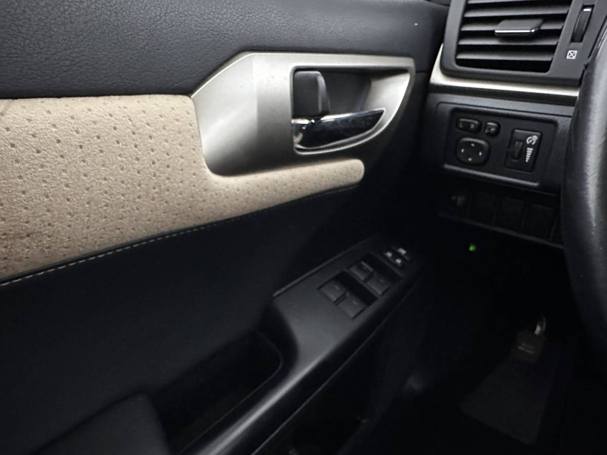 Lexus CT Lexus CT 200h Business Line Aut. *NAVI-FULLMAP | CAMERA | COMFORT-SEATS | PRIVACY-GLASS | ECC | PDC | CRUISE | 17”ALU*