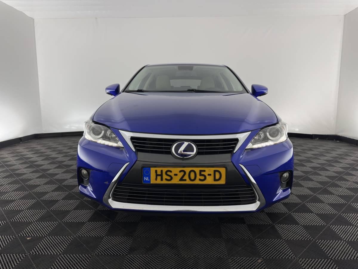 Lexus CT Lexus CT 200h Business Line Aut. *NAVI-FULLMAP | CAMERA | COMFORT-SEATS | PRIVACY-GLASS | ECC | PDC | CRUISE | 17”ALU*