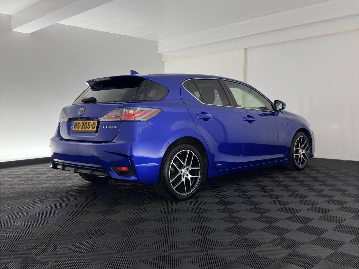 Lexus CT Lexus CT 200h Business Line Aut. *NAVI-FULLMAP | CAMERA | COMFORT-SEATS | PRIVACY-GLASS | ECC | PDC | CRUISE | 17”ALU*