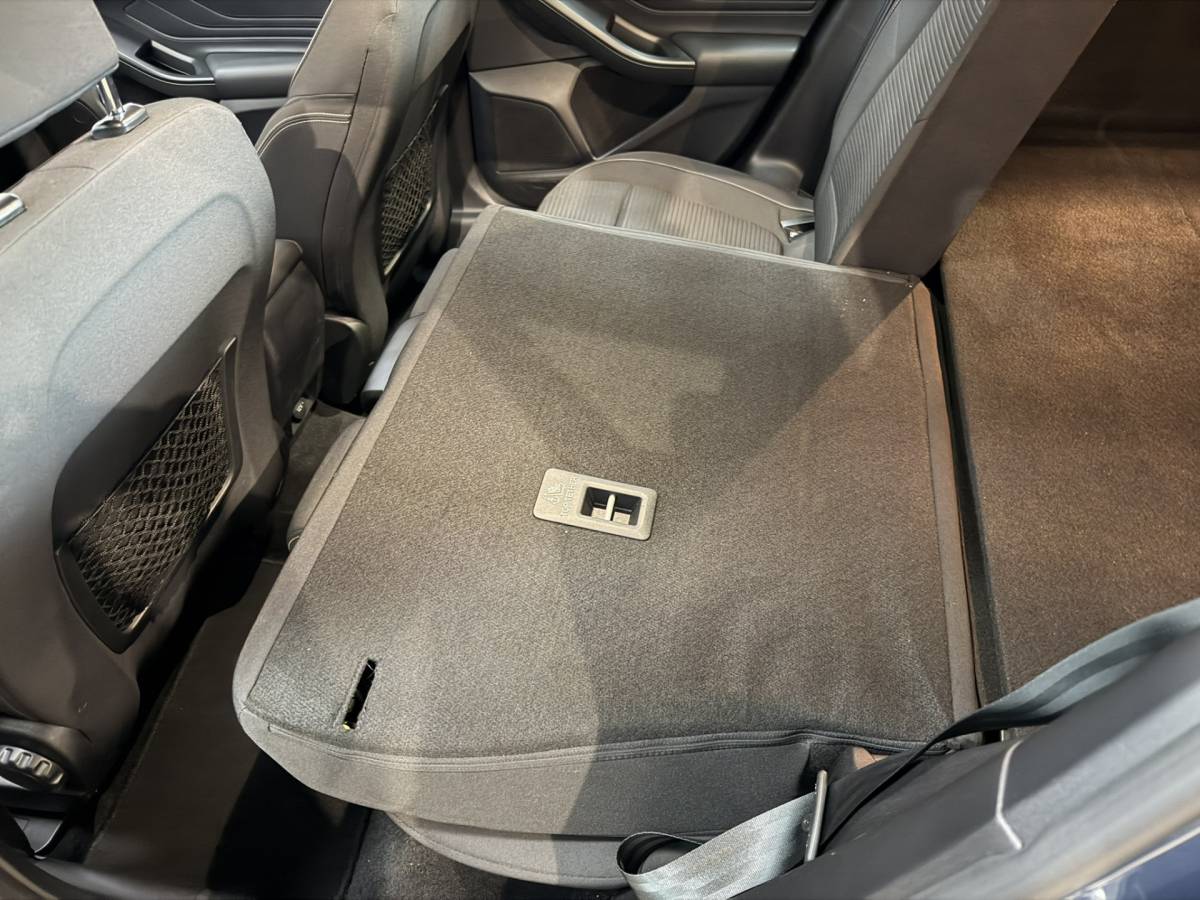 Ford Focus Ford Focus Wagon 1.0 EcoBoost Titanium Business Airco ECC | StuurStoel Verwarming | Camera | Keyless | Adaptive Cruise | Isofix | NAP