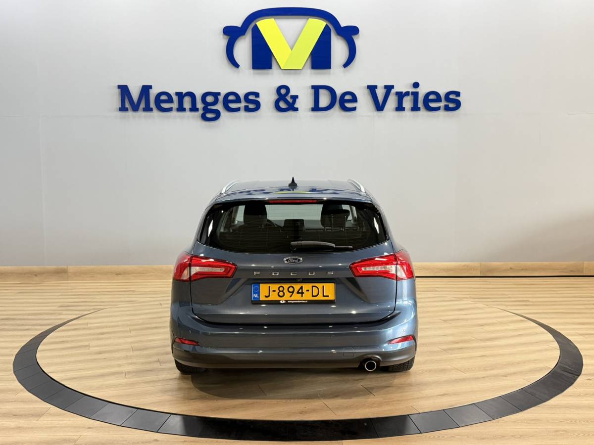Ford Focus Ford Focus Wagon 1.0 EcoBoost Titanium Business Airco ECC | StuurStoel Verwarming | Camera | Keyless | Adaptive Cruise | Isofix | NAP