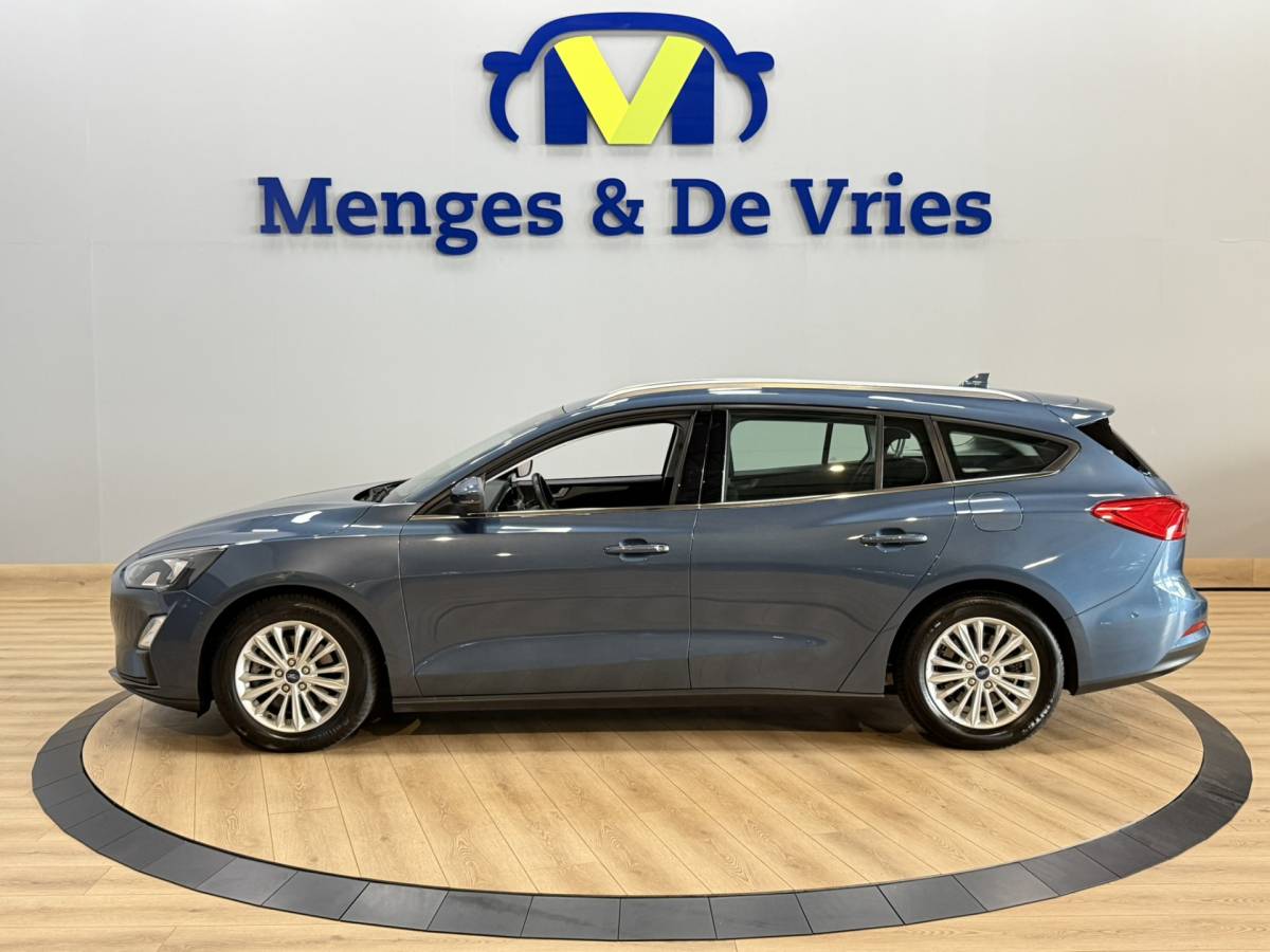 Ford Focus Ford Focus Wagon 1.0 EcoBoost Titanium Business Airco ECC | StuurStoel Verwarming | Camera | Keyless | Adaptive Cruise | Isofix | NAP