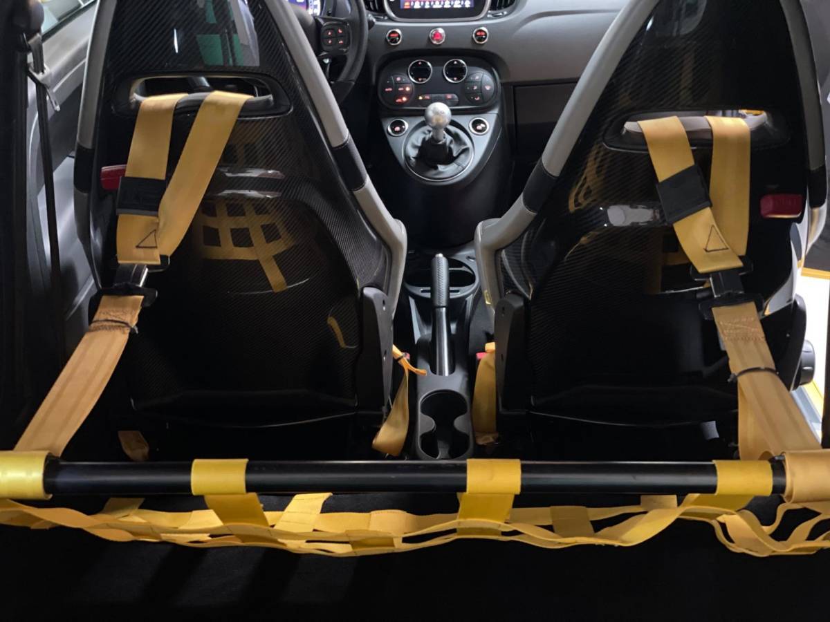 Fiat 500 Fiat 500 1.4 T-Jet Abarth Competizione 70th Anniversary | kuipstoelen | Pano | DAB | Beats by Dre | Navi