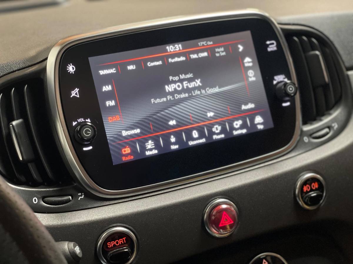 Fiat 500 Fiat 500 1.4 T-Jet Abarth Competizione 70th Anniversary | kuipstoelen | Pano | DAB | Beats by Dre | Navi